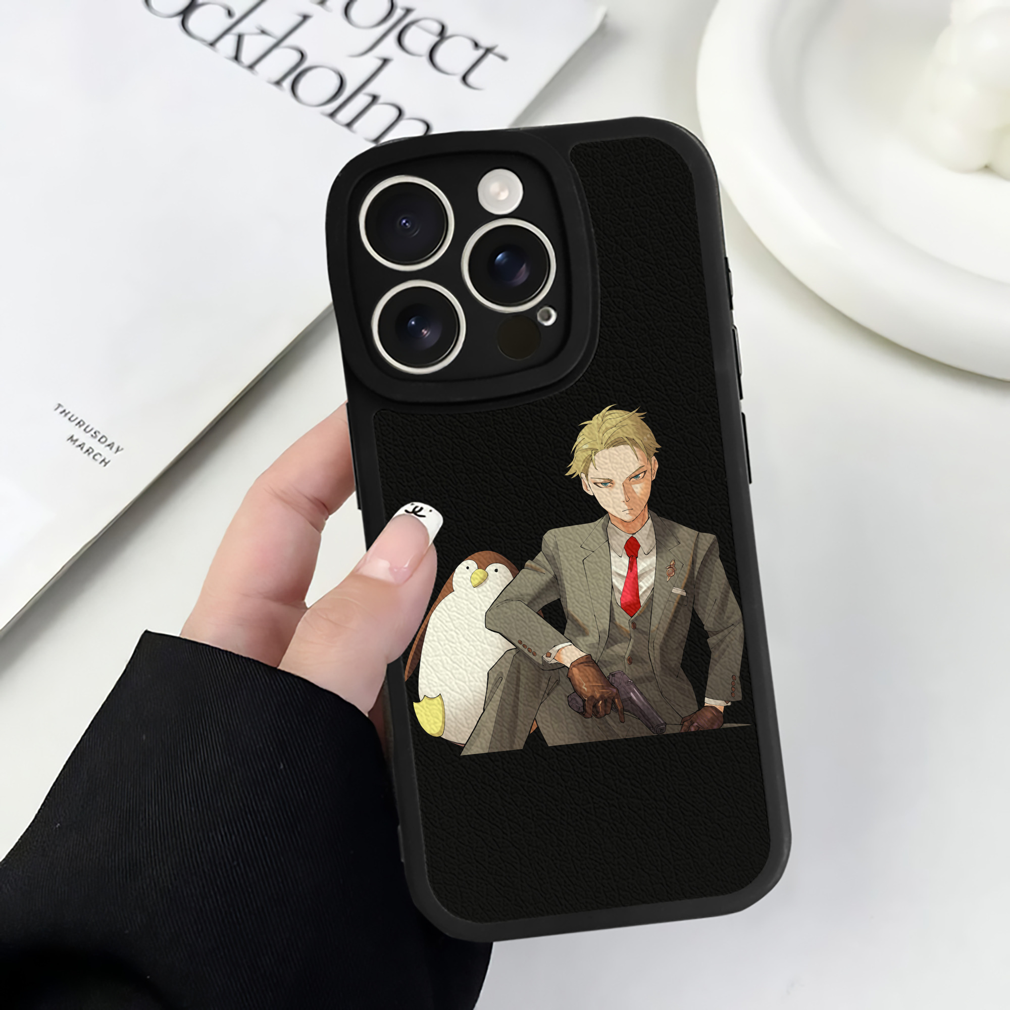 （画像用） SPY×FAMILY间谍家家酒 【iPhone 16シリーズ対応】シリコンスマホケース（レザー調） 材質：シリコン